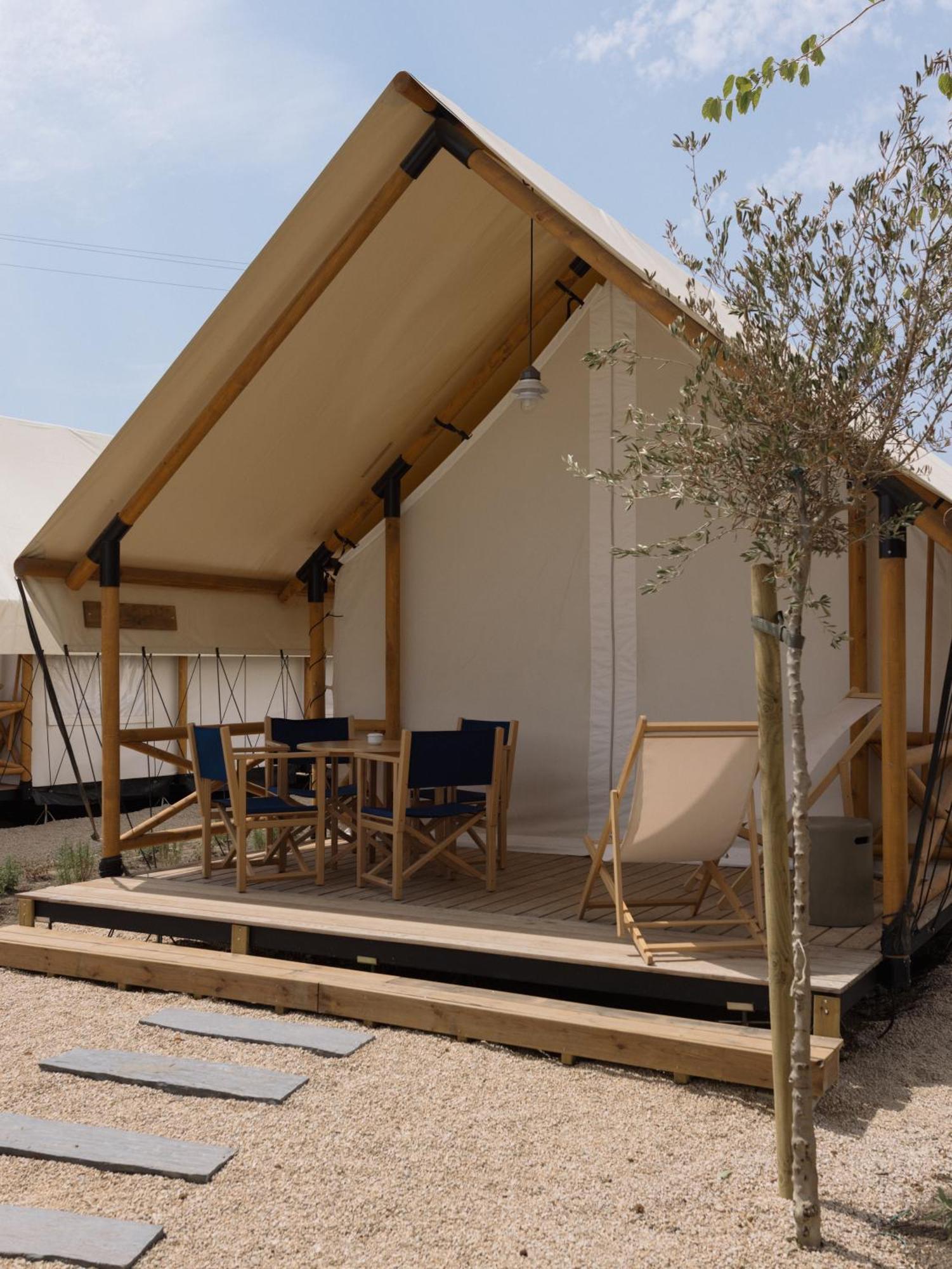 Wecamp Cadaques Hotel ภายนอก รูปภาพ