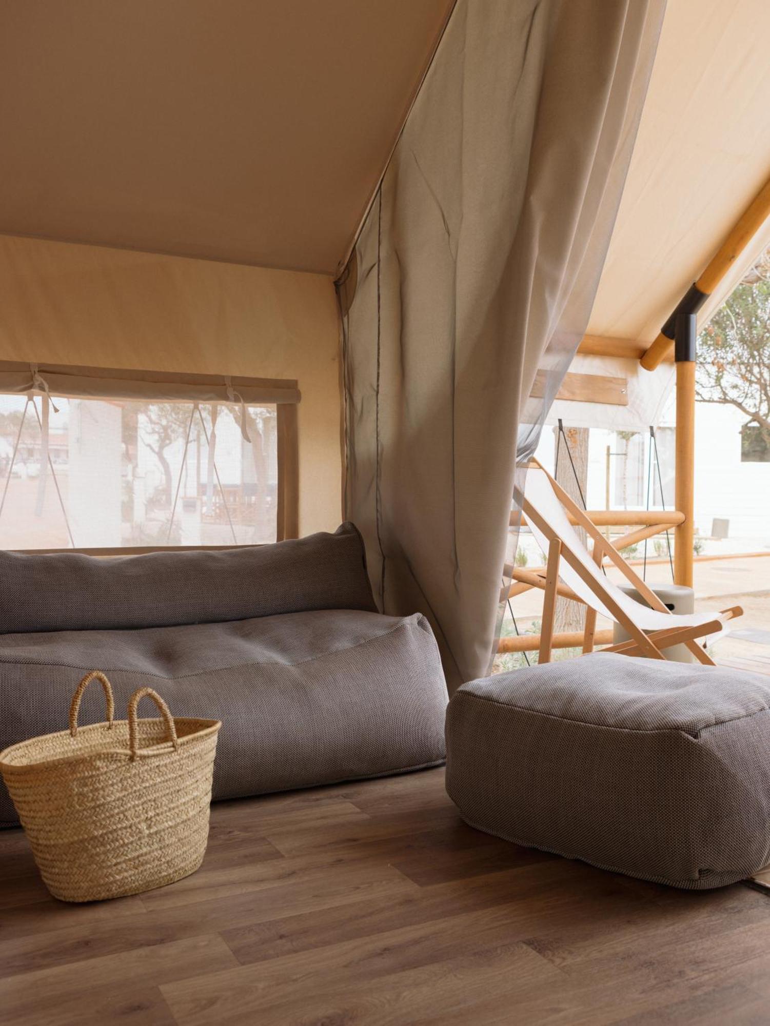 Wecamp Cadaques Hotel ภายนอก รูปภาพ