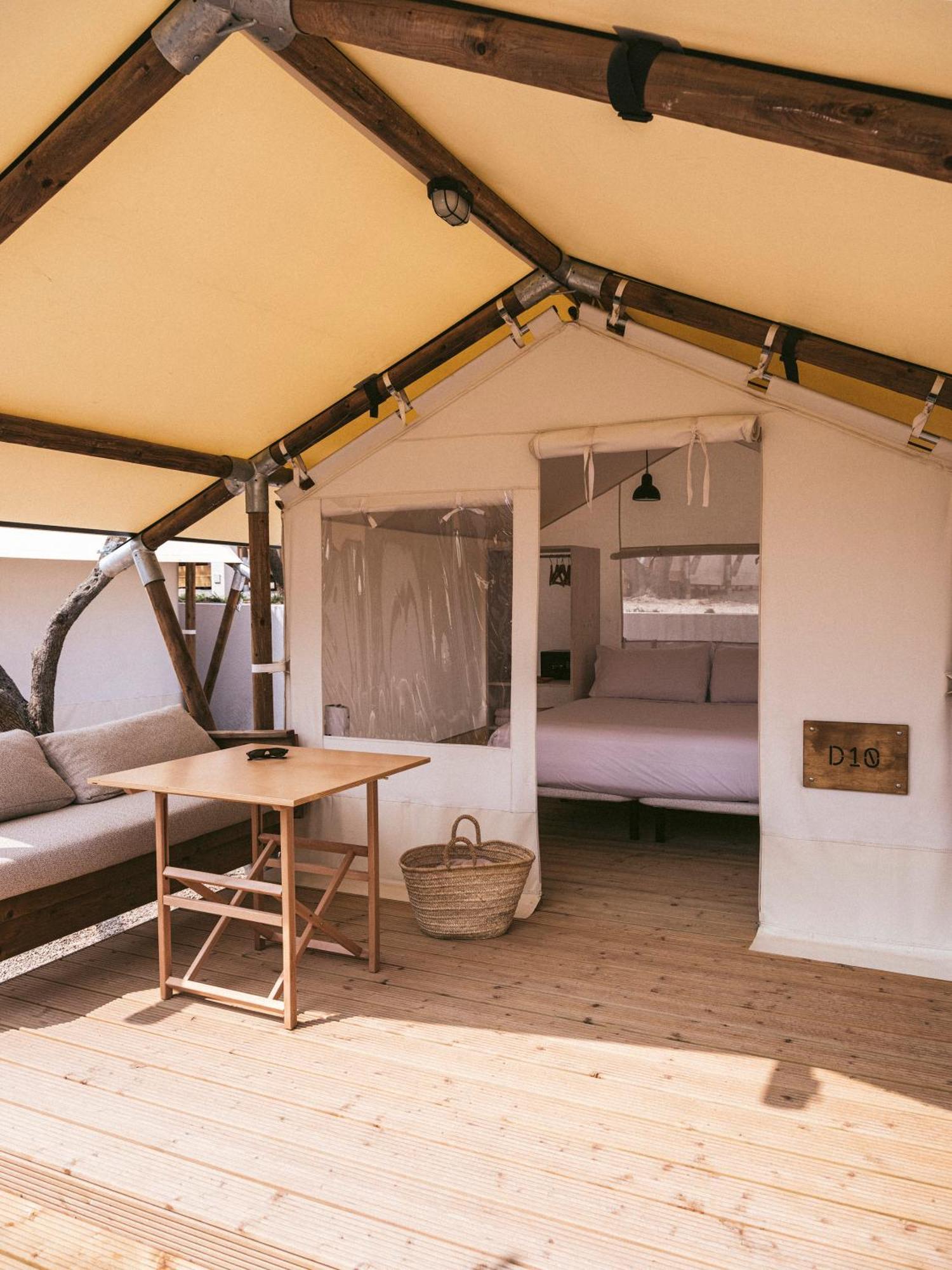 Wecamp Cadaques Hotel ภายนอก รูปภาพ